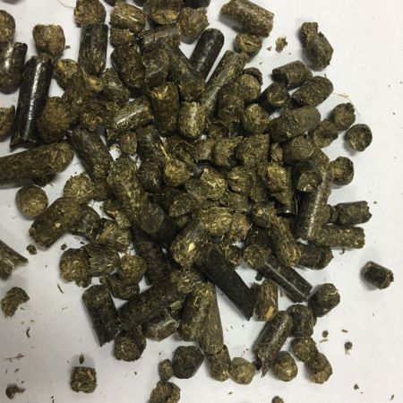 ORGANIC HAY PELLETS